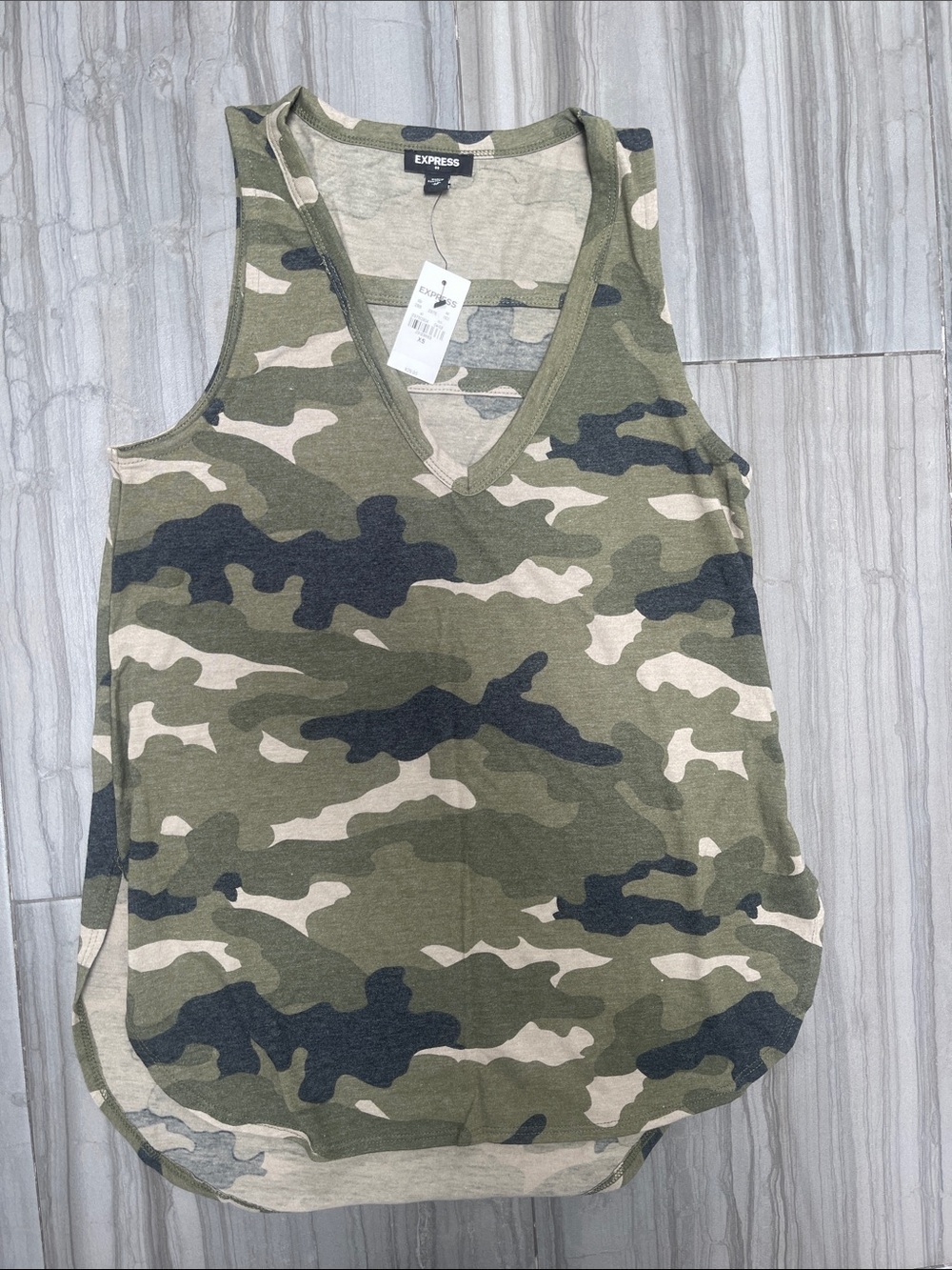 Express Women’s Camo V-Neck Tank Top - Olive, Black, Cream